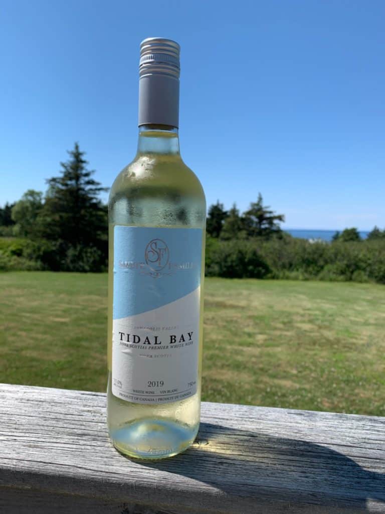 Sainte Famille Tidal Bay Backend Kitchen